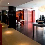 Citizenm Schiphol Airport Hotel 4*