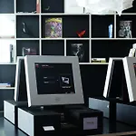 Citizenm Schiphol Airport Hotel 4*