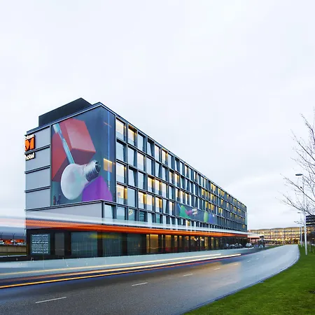 Citizenm Amsterdam Airport Schiphol Hotel 4*