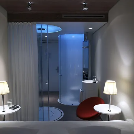 Hotel Citizenm Amsterdam Airport Schiphol 4*
