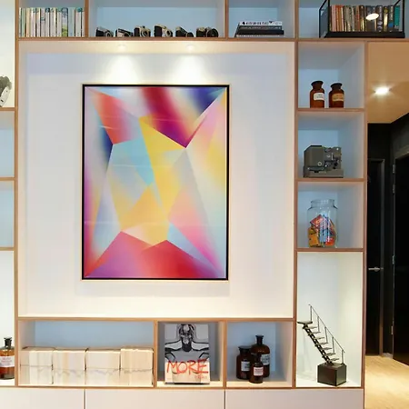 Hotel Citizenm Schiphol Airport 4*