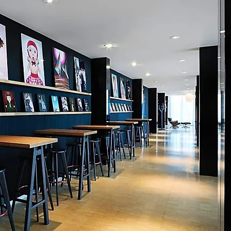 Hotel Citizenm 4*