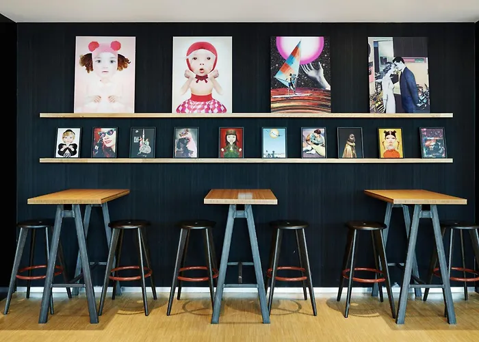 Otel Citizenm Schiphol Airport 4*