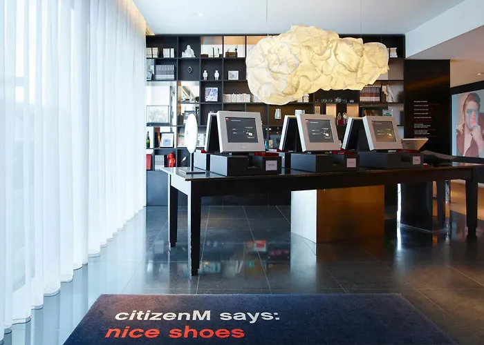Отель Citizenm Schiphol Airport Схипхол