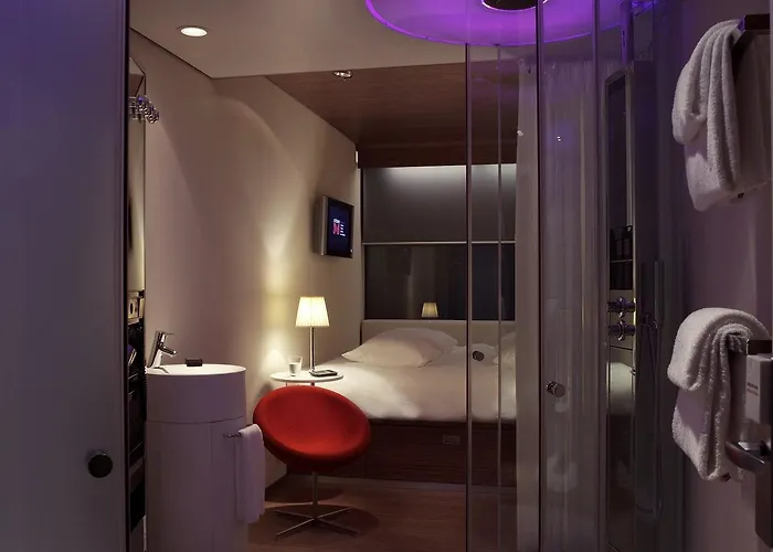 Отель Citizenm Schiphol Airport