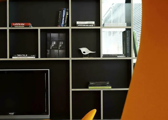 Отель Citizenm Schiphol Airport