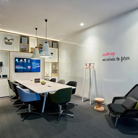 Hotel Citizenm Schiphol Airport