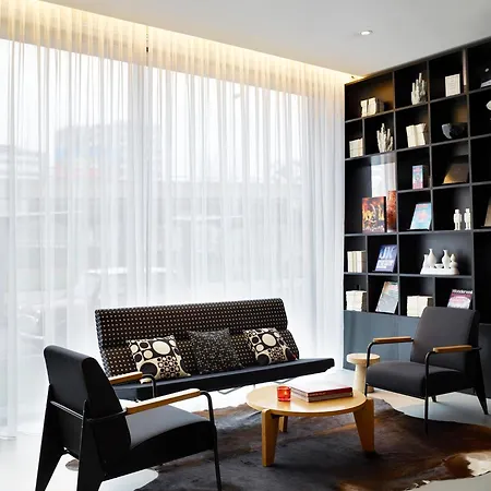 Hotel Citizenm Schiphol Airport 4*