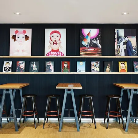 Citizenm Schiphol Airport 4*