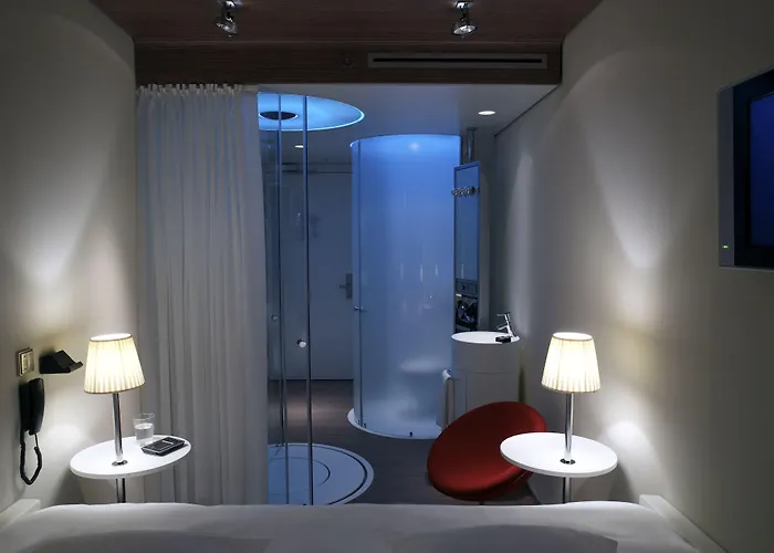 Hotel Citizenm Schiphol Airport 4*